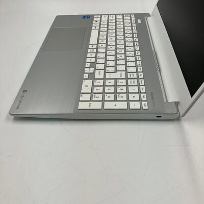【なんば店】中古  Dynabook C5/W P1C5WPES (i3 1305U/8GB/SSD512GB/WLAN/15.6HD) 3280022806 