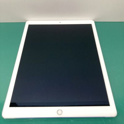 【神戸・三宮店】中古  Apple iPad Pro 12.9 (2017) Wi-Fi 256GB シルバー MP6H2J/A 134471 