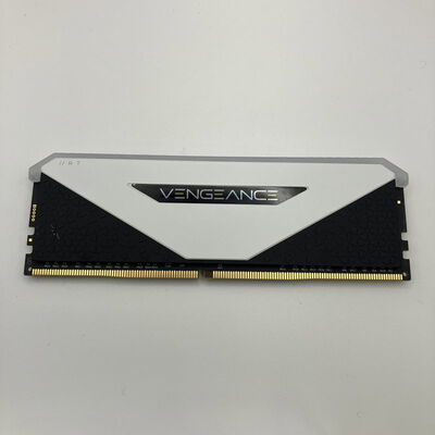 【秋葉原本店】中古  PC4-25600 8GB デスクトップ用(DDR4-3200) 140727 