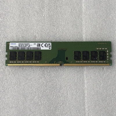 【甲府飯田店】中古  PC4-25600 8GB デスクトップ用(DDR4-3200) 140727 