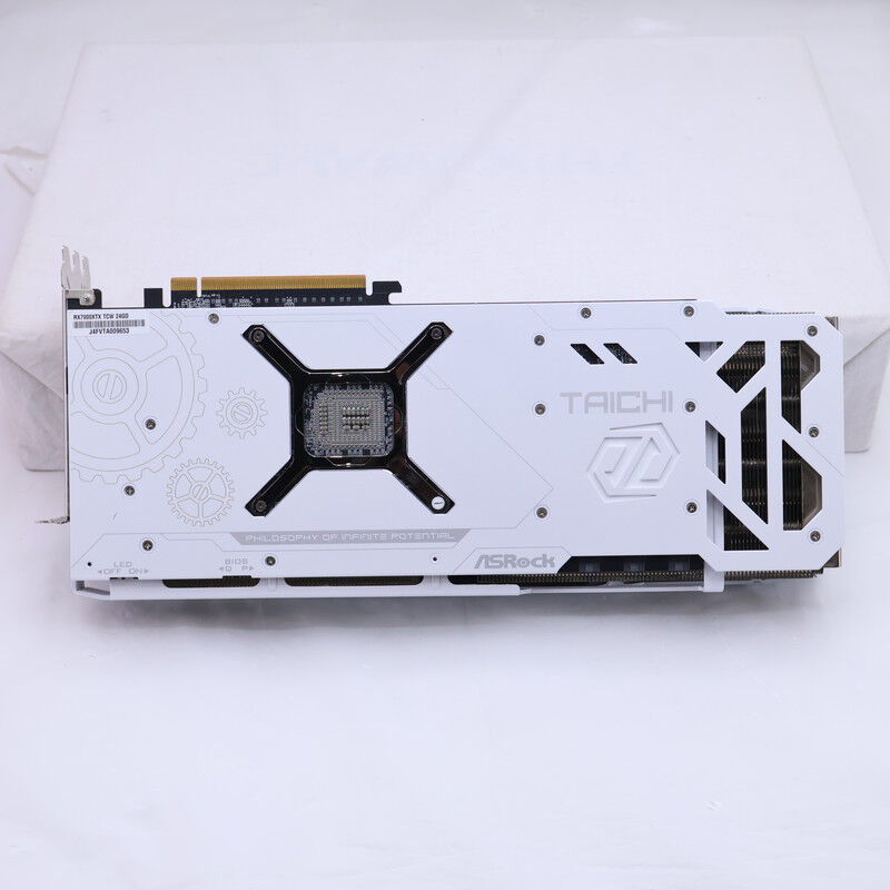Radeon RX 7900 XTX Taichi White 24GB OC グラフィックボード・グラボ