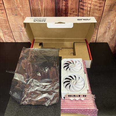 【富士青葉店】中古  ASUS DUAL-RX9060XT-16G-WHITE (RX9060XT 16G) 5070001560 