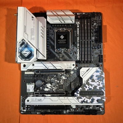 【なんば店】中古  ASRock Z790 Steel Legend WiFi(Z790 1700 ATX DDR5) 183204 