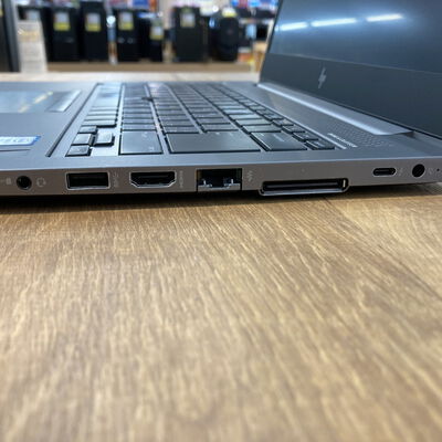 【姫路店】中古  HP ZBook 14u G6 (INTEL Core i7 8565U 1.8GHz/16GB/SSD1TB/-/オンボード/14/1920x1080/Wi-Fi/WEBCAM/W11H64) 182267 