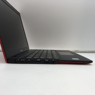 【福井日之出店】中古  FHJITSU LIFEBOOK UH90/D3(i7-8565U/8GB/SSD256GB/W11H) 5200001053 
