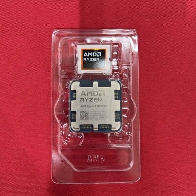 【静岡東瀬名店】中古  AMD Ryzen 7 9800X3D (AM5/4.7/104M/C8/T16/120W) 172566 