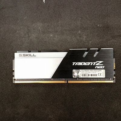 【大須店】中古  PC4-28800 16GB デスクトップ用 140734 