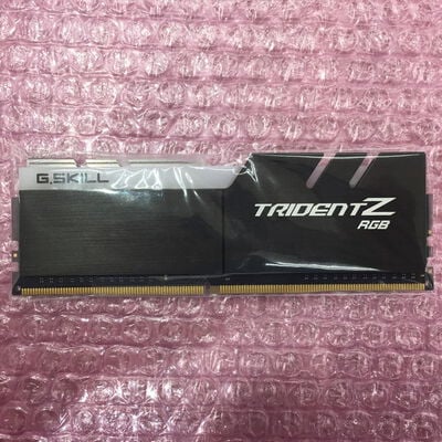 【佐賀南部バイパス店】中古  PC4-25600 8GB デスクトップ用(DDR4-3200) 140727 