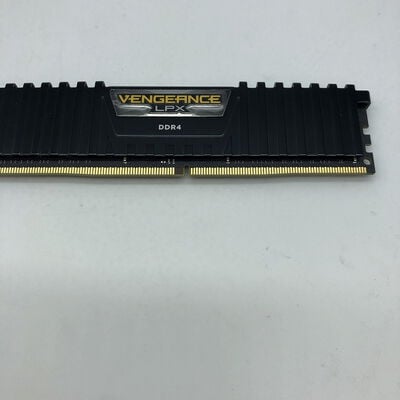 【宇都宮鶴田店】中古  PC4-21300 16GB デスクトップ用 135638 