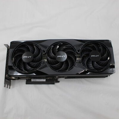 【通販センター】中古  PNY GeForce RTX 5070 Ti 16GB Overclocked Triple Fan VCG5070T16TFXPB1-O 3480039541 