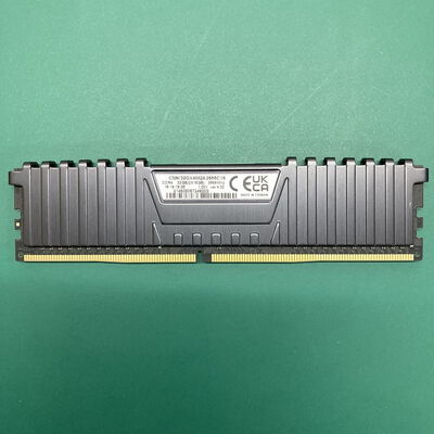 【神戸・三宮店】中古  PC4-21300 16GB デスクトップ用 135638 