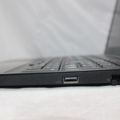 【通販センター】中古  Lenovo ThinkPad E15 Gen 1(Intel Core i5 10210U 1.60GHz/16GB DDR4/SSD512GB/-/オンボード/15.6/1920x1080/GbE/Wi-Fi/WEBCAM/W11H/VBT) 195555 