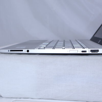 【通販センター】中古  HP Pavilion Laptop 13-an1042TU 202541 