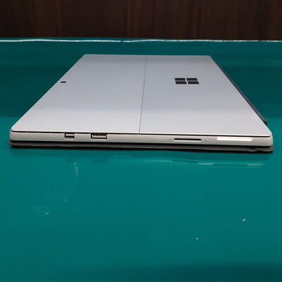 【鹿児島店】中古  Suｒfece　Ｐｒｏ6(i5-8350U/8GB/SSD128GB/W11P) 4700001126 