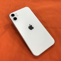 中古  【au】 Apple iPhone11 6.1インチ 256GB (ホワイト) MWM82J/A 140606 