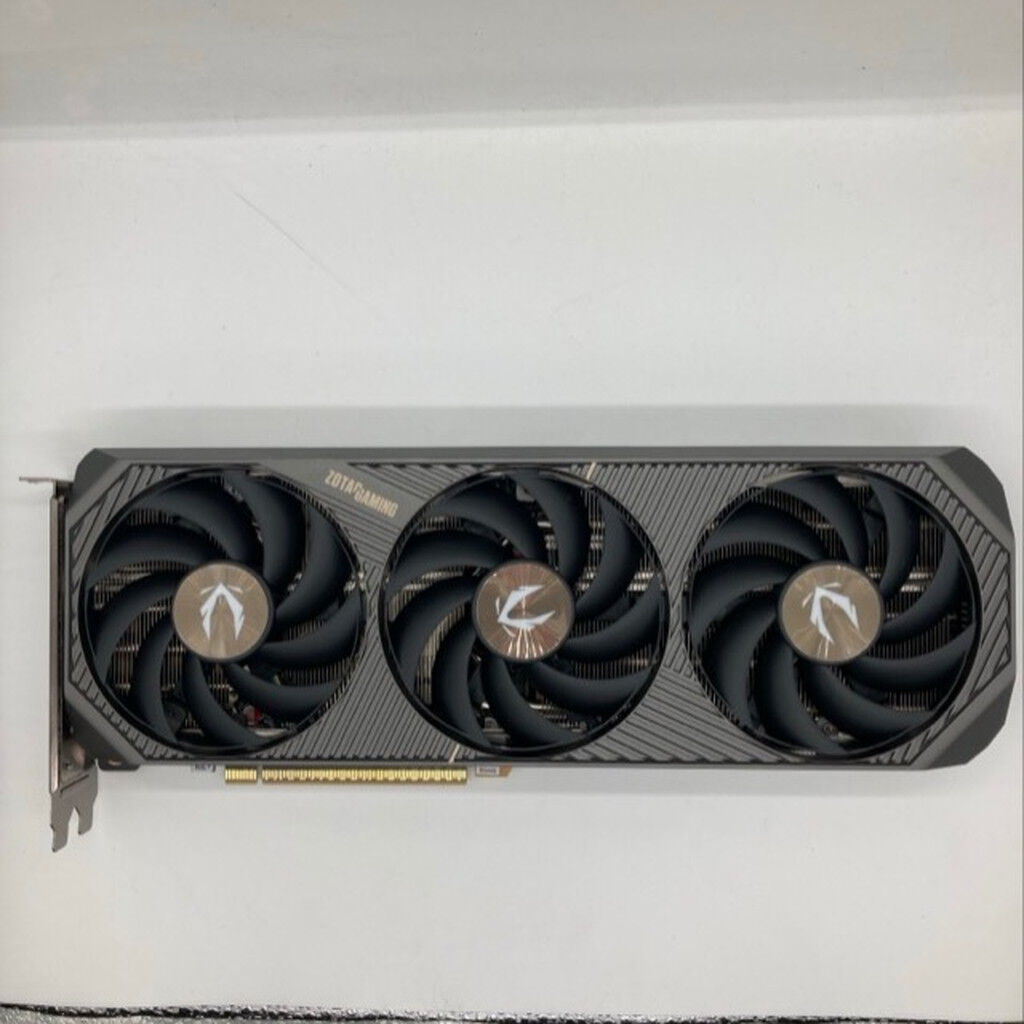 中古 ZOTAC GAMING GeForce RTX 5070 SOLID (RTX5070 12GB) 1230010368