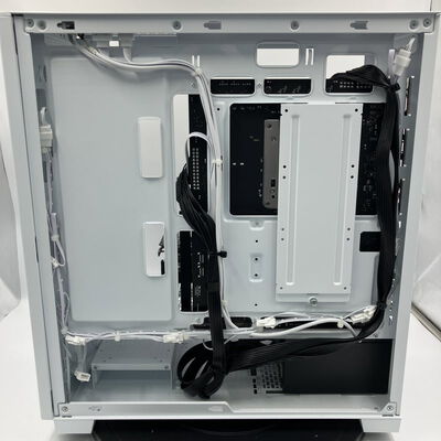 【なんば店】中古  インバースネット FRONTIER 1.0 (Ryzen 7 9800X3D/64GB/SSD2TB/RX9070XT/WLAN) 3280024203 