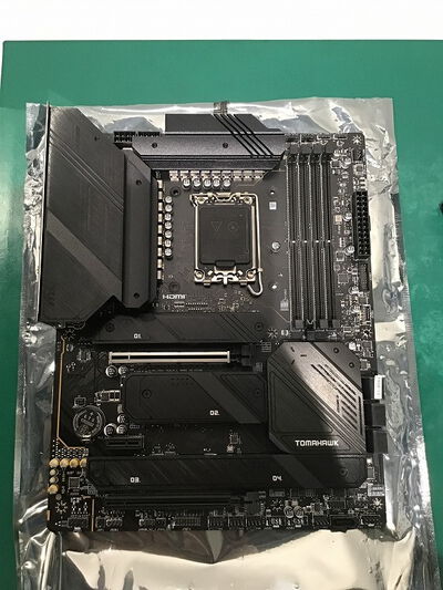【浦添城間店(沖縄)】中古  MSI Z790 TOMAHAWK WIFI(Z790 1700 ATX DDR5) 175365 