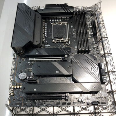 【姫路店】中古  MSI MAG Z790 TOMAHAWK WIFI DDR4 (Z790 ATX DDR4) 152764 
