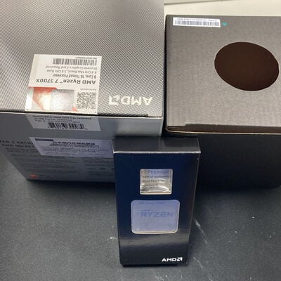 【大宮店】中古  AMD Ryzen 7 3700X (AM4/3.6/36M/C8/T16/65W) 140025 