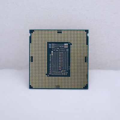 【通販センター】中古  INTEL Core i7 9700K (1151/3.60GHz/12M/C8/T8) 138481 