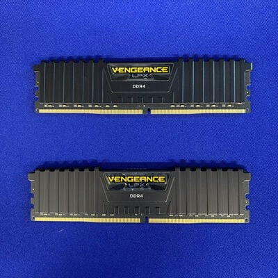 【横浜駅前店】中古  32GB 2枚組(合計64GB) PC4-25600/DDR4-3200 デスクトップ用 190903 