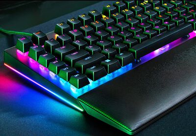 Razer  BlackWidow V4 JP Green Switch (RZ03-04691400-R3J1) 