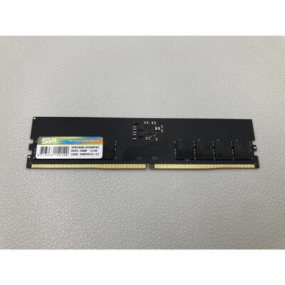 【水戸赤塚店】中古  SP016GBLVU560F02　（DDR5　5600MHｚ　16ＧＢ） 4680003042 