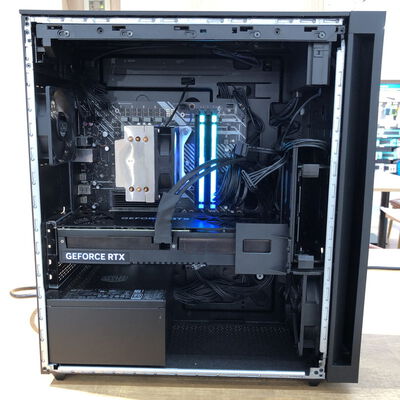 【姫路店】中古  HP OMEN 25L Gaming Desktop GT15(Core i7 13700F/16GB/SSD1TB/なし/RTX4070 12GB/W11H) 4740001359【8/6値下げ!】 