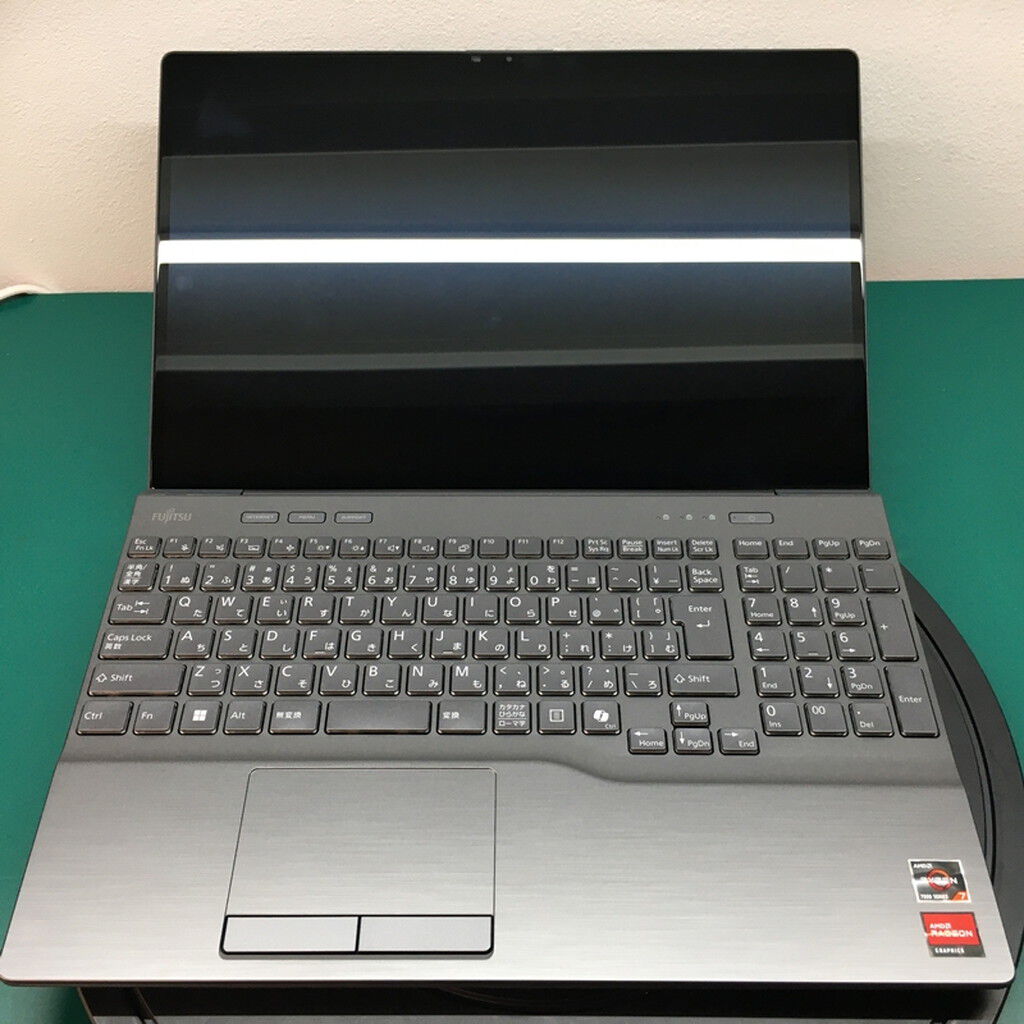 中古 富士通 FMV(Ryzen 7 7735U/16GB/SSD512GB/BD-RE/W11H) 5250001454