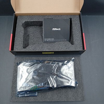 【大須店】中古  ASRock RX9060XT CL 16GO(RX9060XT Challenger 16G) 179897 