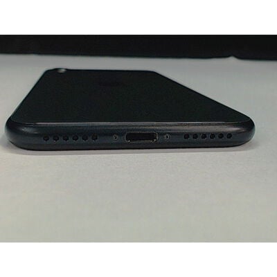 【前橋ｲﾝﾀｰｱｶﾏﾙ店】中古  【docomo】Apple iPhoneSE 4.7インチ (第2世代/2020) 64GB (ブラック) MHGP3J/A 新パッケージ版 146164 