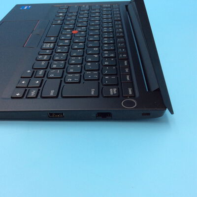 【秋葉原本店】中古  Lenovo ThinkPad (i7-1165G7/16GB/SSD256GB/W11H) 191703 