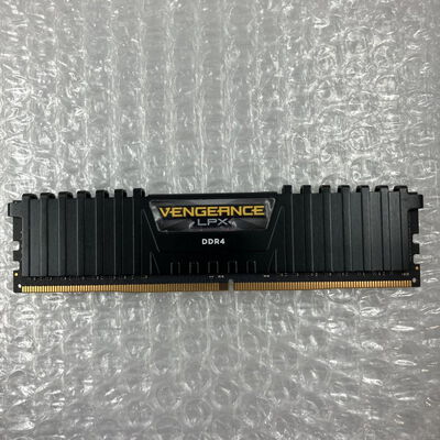 【秋葉原本店】中古  PC4-28800 8GB デスクトップ用(DDR4-3600) 140733 