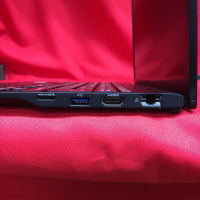 【千葉店】中古  FMVU66082 3250006530 