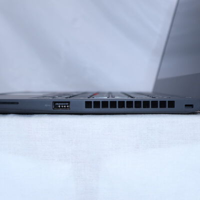 【通販センター】中古  Lenovo ThinkPad T14s Gen 2(Intel Core i5 1145G7 2.60GHz/16GB DDR4/SSD256GB/-/オンボード/14/1920x1080/Wi-Fi/WEBCAM/W11H/VBT) 203255 