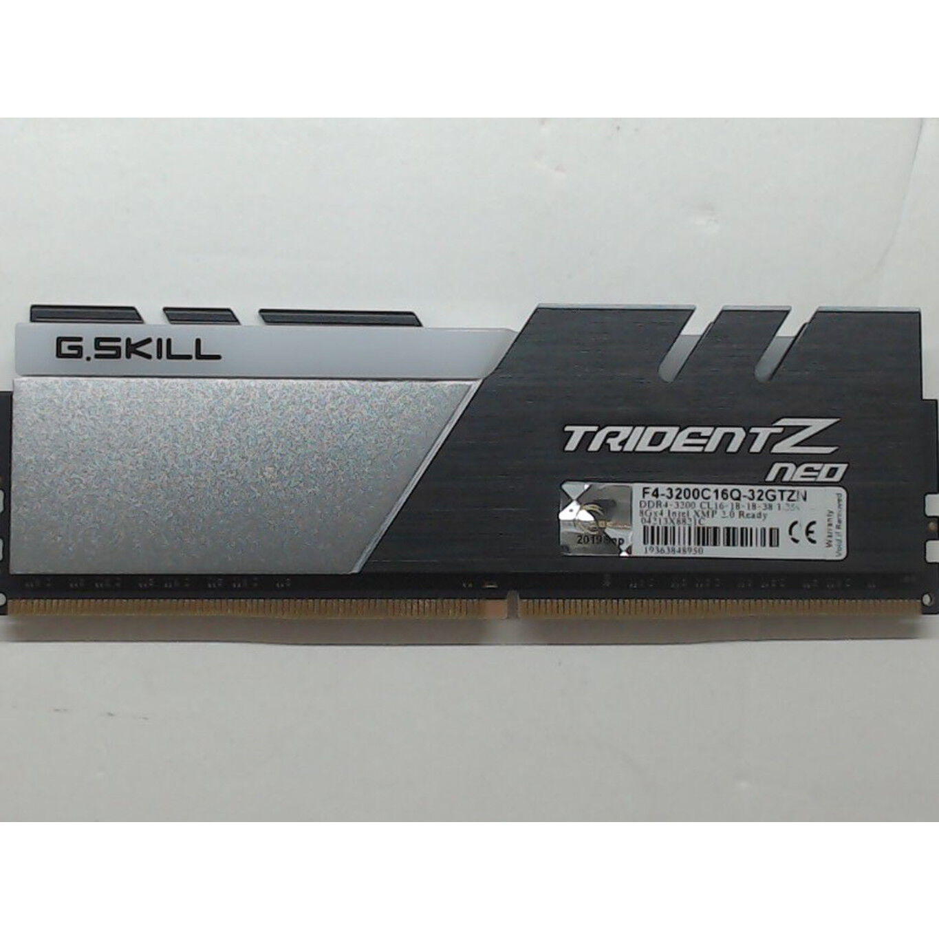 中古 PC4-25600 8GB デスクトップ用(DDR4-3200) 140727 （374185