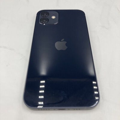 【熊本浜線店】中古  【docomo】Apple iPhone12 6.1インチ 64GB (ブラック) MGHN3J/A 143752 