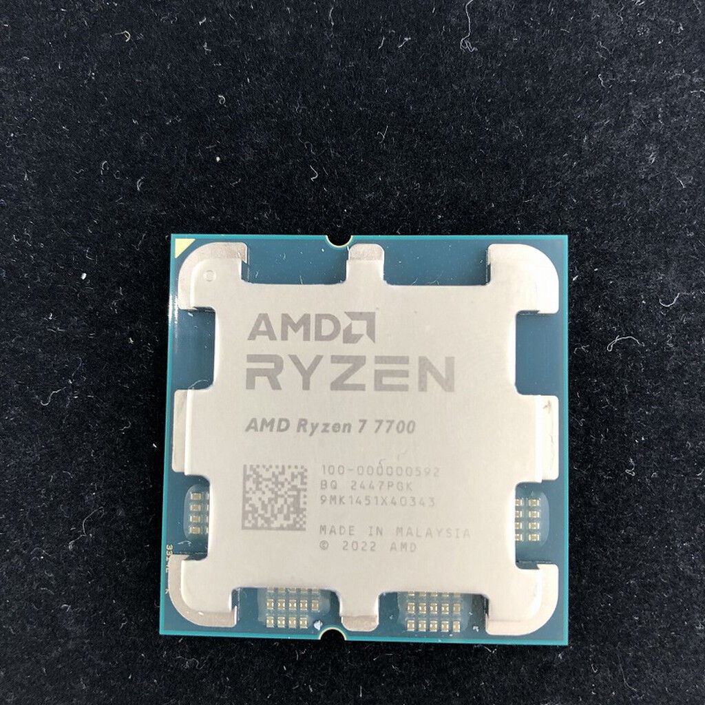 中古 AMD Ryzen 7 7700 (AM5/3.8GHz/40M/C8/T16/65W) 1460024624