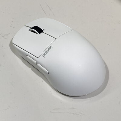 【浦添城間店(沖縄)】中古  Pulsar X2H CrazyLight Mini Gaming Mouse PX2HCL102 [Uyuni White] 4780001643 