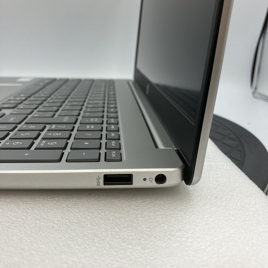 中古 HP Laptop 15-fc0003AU（Ryzen5 7530U/16GB/512GB/15.6