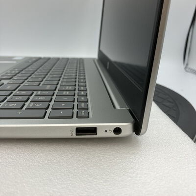 【新潟店】中古  HP Laptop 15-fc0003AU（Ryzen5 7530U/16GB/512GB/15.6 1920ｘ1080/W11H) 3290006773 
