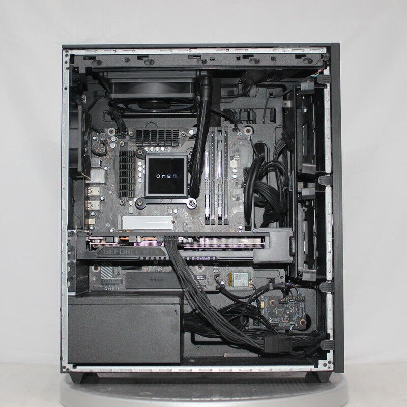 ゲーミングパソコン i7 10700K/32GB/NVMe1TB/RTX3070 中古 HP OMEN(Intel Core i7 10700K/32GB DDR4 (PC4)/SSD1TB/なし