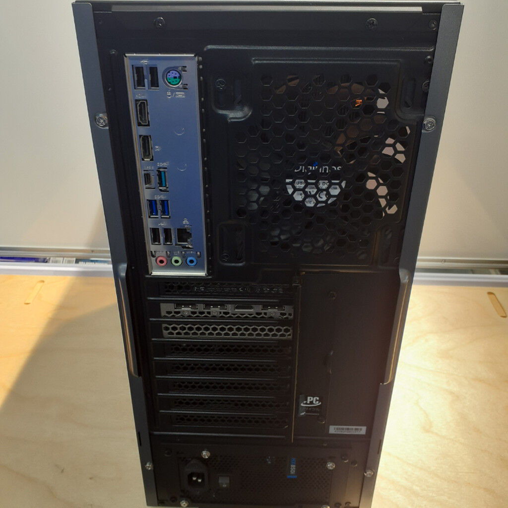 中古 THIRDWAVE GALLERIA SK(Intel Core i7 10700/32GB/SSD1TB/DVD-ROM