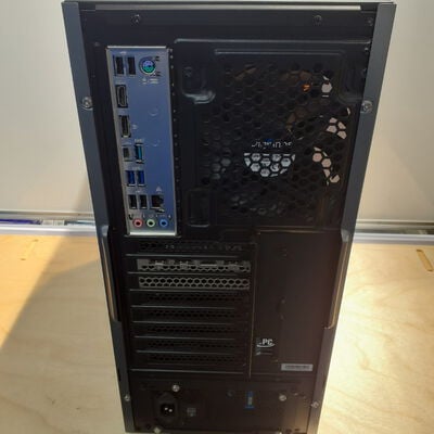 【鹿児島店】中古  THIRDWAVE GALLERIA SK(Intel Core i7 10700/32GB/SSD1TB/DVD-ROM/NVIDIA GeForce RTX 2070 SUPER 8GB/W11H64 MAR) 182390【10/30値下げ!】 