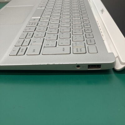 【浦添城間店(沖縄)】中古  DELL Inspiron 7391 (i7 10510U/8GB/SSD512GB/MX250/WLAN/13.3FHD) 3280022289 
