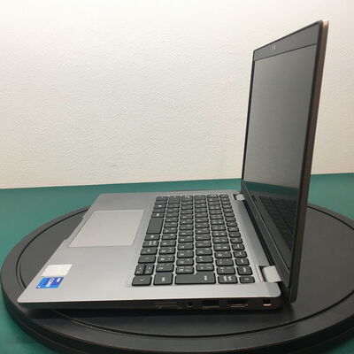 【佐賀南部バイパス店】中古  DELL Latitude 5320 (Intel Core i7 1185G7 3.0GHz/16GB/SSD256GB/-/-/13.3/1920x1080/Wi-Fi/WEBCAM/W11H MAR) 183658 