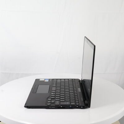 【通販センター】中古  FUJITSU LIFEBOOK UH10/E3 FMVUU1FUV3 (Intel Core  i7 1135G7 2.40GHz/8GB/SSD256GB/-/オンボード/13.3/1920x1080/Wi-Fi/WEBCAM/W11H64 MAR) 186349 