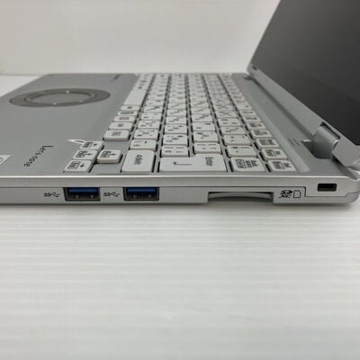 【秋葉原本店】中古  Panasonic_CF_QV(i7-10810U/16GB/SSD512GB/W10P) 3410015628 
