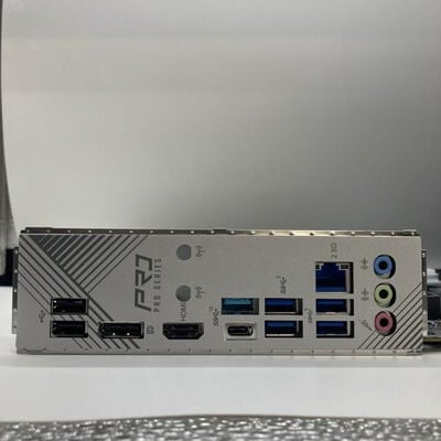 【八王子店】中古  ASRock B760 Pro RS (B760 1700 ATX DDR5) 167286 